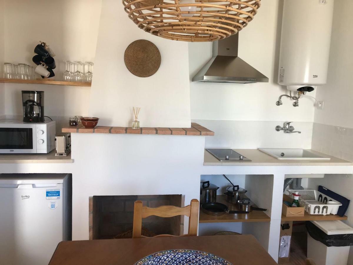 Casas De Mertola - N. Sª Das Neves Екстериор снимка